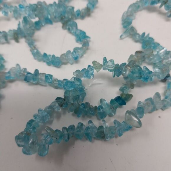 One strand of natural Apatite - Picture 1 of 5